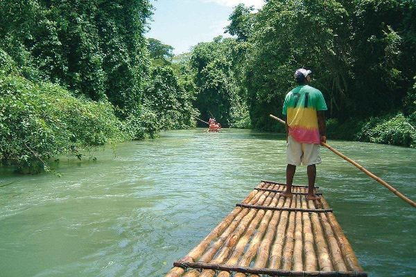 River rafting the Martha Brae at Jamaica