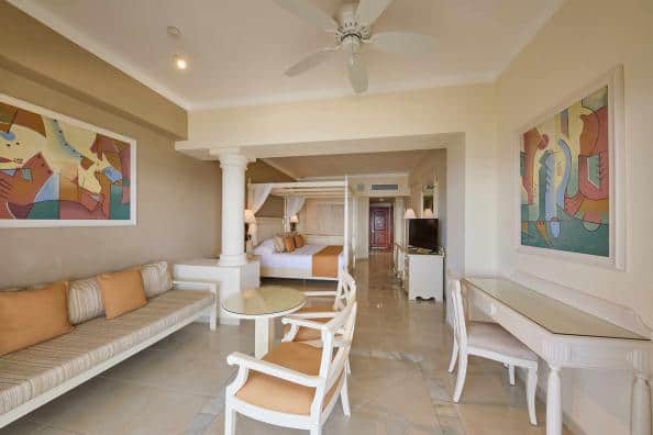 Habitación Junior Suite Deluxe Sea View Luxury Bahia Principe Runaway Bay